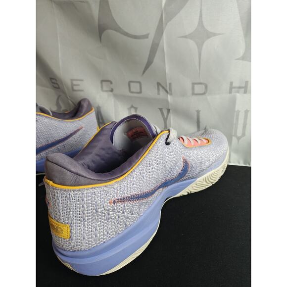 NIKE Men\'s Size 18 Lebron 20 Violet Frost Basketball Shoes Gold Sneaker New main image 6